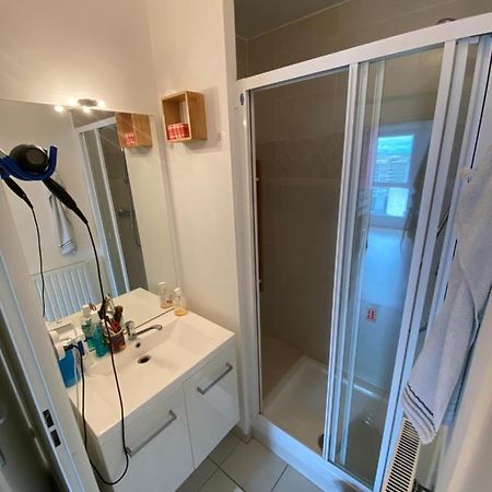 Super Chambre Avec Bureau Courcouronnes Exteriör bild